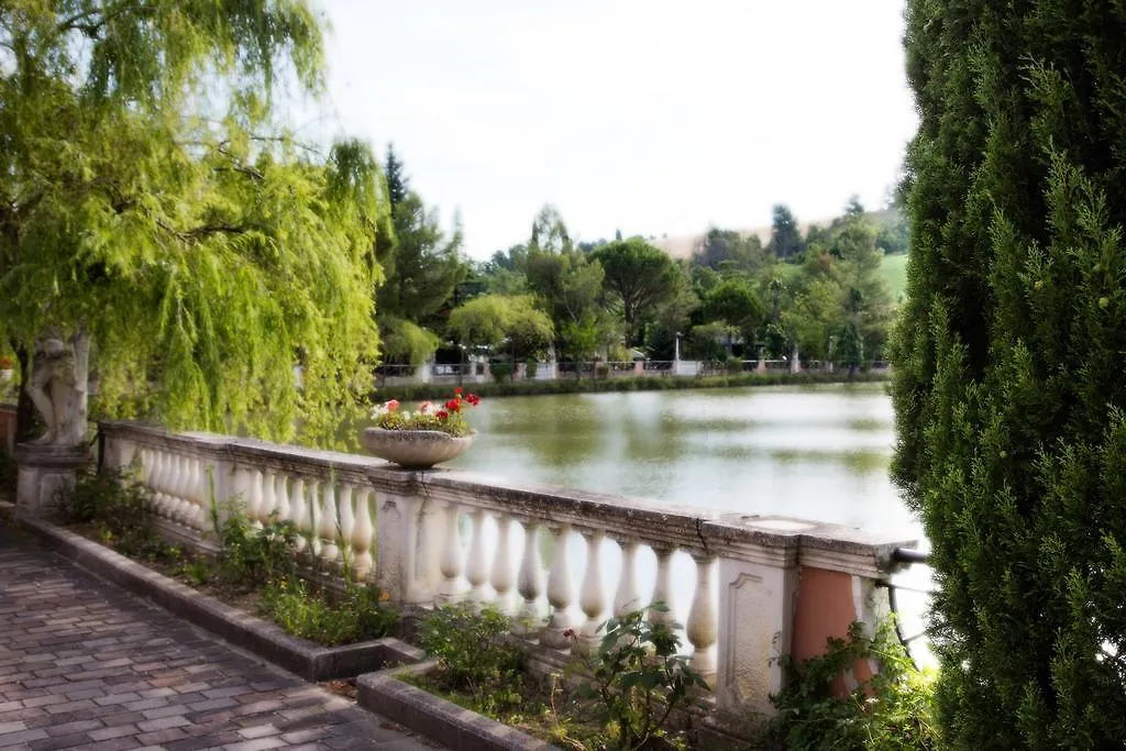 Hotel Villa Leri Monte Colombo
